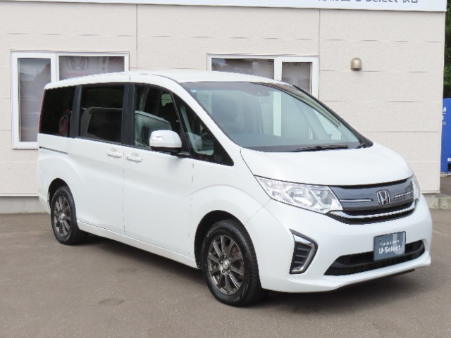 ステップワゴン1.5 G ホンダ センシング 4WD