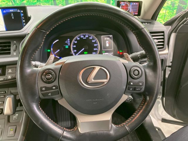 CT200h バージョン L