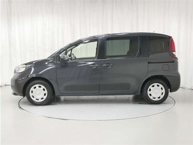 シエンタハイブリッド 1.5 G E-Four 4WD