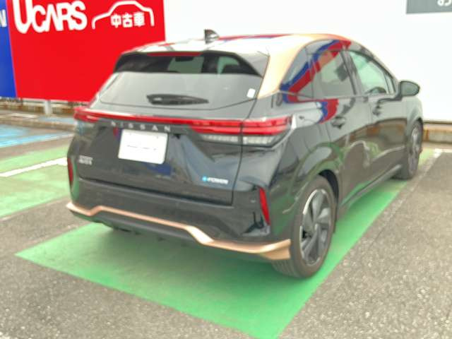 ノートオーラ1.2 G レザーエディション