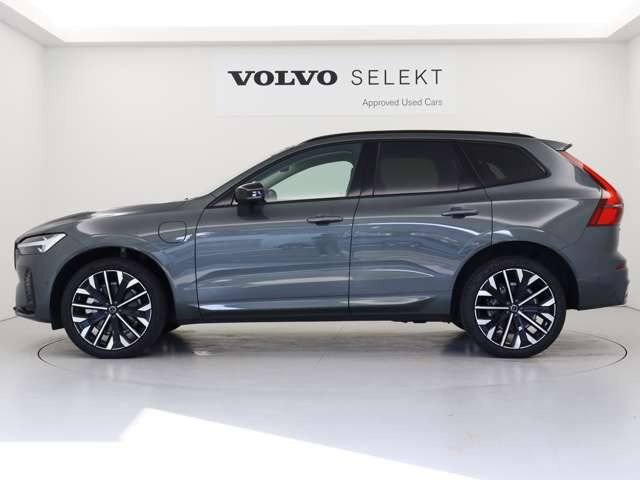 XC60ウルトラ T6 AWD プラグイン ハイブリッド 4WD