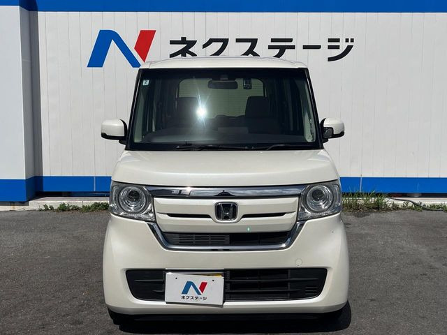弊社では、全車『修復歴なし』のお車のみ取り扱っております。専任バイヤーによる厳選した仕入れの後、入庫後の車両チェックを行い、ネクステージが認定した高品質な中古車をご提供しております。