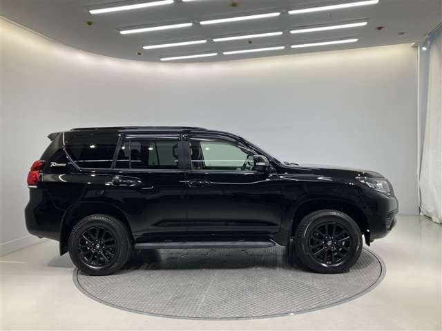 ランドクルーザープラド2.8 TX Lパッケージ 70thアニバーサリー リミテッド ディーゼル 4WD