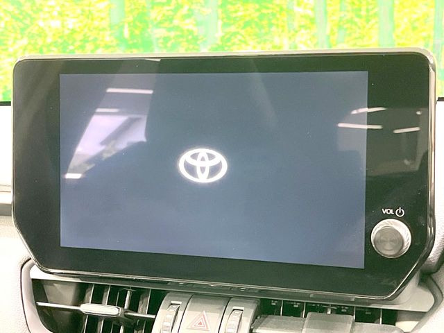 【10.5インチ ディスプレイオーディオ】大画面のディスプレイはAppleCarPlayやAndroidAutoが利用可能。大きな画面でスマホナビアプリ等が利用いただけます♪