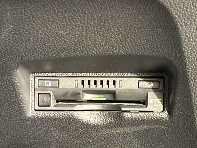 【ETC】高速道路の料金所をストレスなく通過!話題のスポットやサービスエリアに多い「スマートIC」利用時は必須のアイテムです。当店でセットアップを実施、ご納車当日からすぐにご利用いただけます!