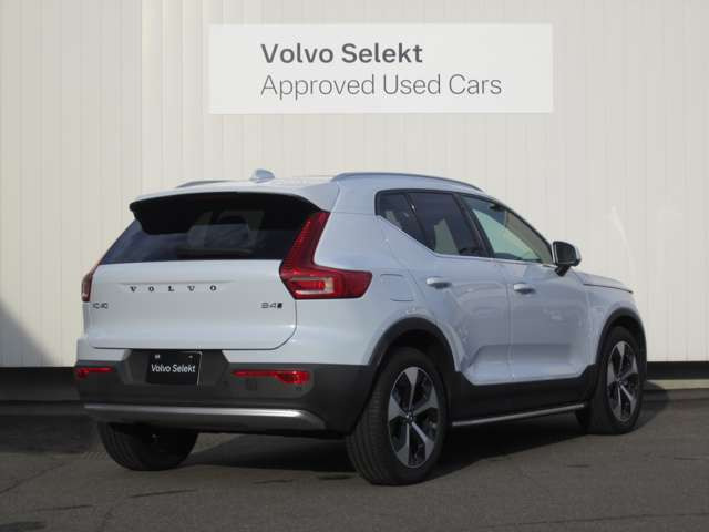 XC40ウルトラ B4 AWD 4WD
