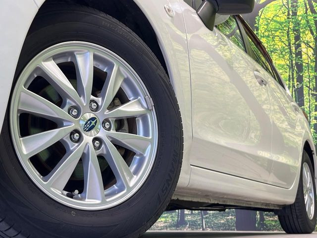 �y����15�C���`�A���~�z�C�[���z�O�ςɃ}�b�`���������A���~�z�C�[���𑕒����Ă���܂��B�e��ЊO�A���~�z�C�[����A�X�^�b�h���X�^�C�����戵�����Ă���܂��B���񂲑��k����������