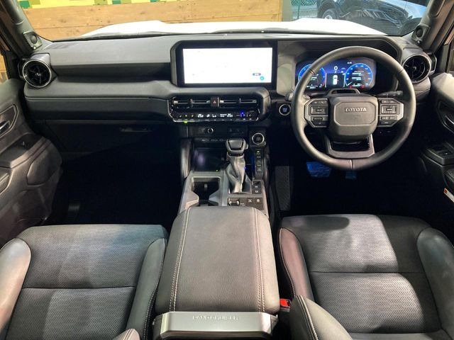 ランドクルーザー2502.8 VX ディーゼル 4WD