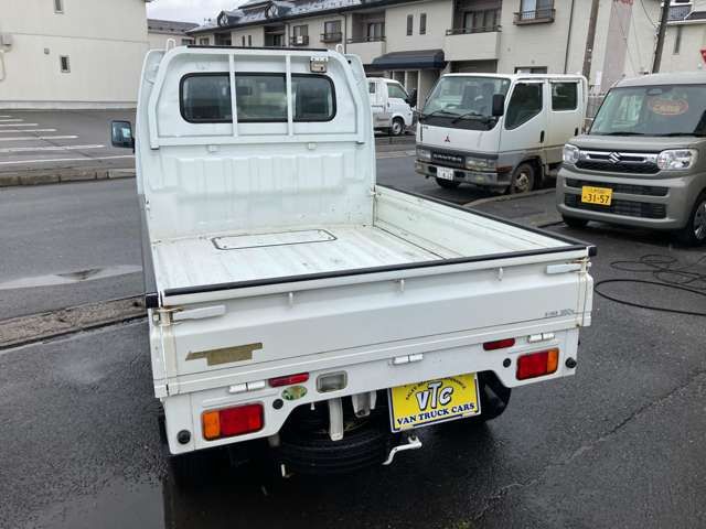 �ۏ؊��Ԃ̓G���W�������@�\�E���͓`�B�@�\��1��������0.1���L���A�X�e�A�����O�@�\�E�O��A�N�X���@�\�E�u���[�L�E�d�C�n�E��p���n�E�R���n��1��������0.1���L���ƂȂ�܂��B�ʓr1�`3�N�L�����x�ۏؗL��܂�