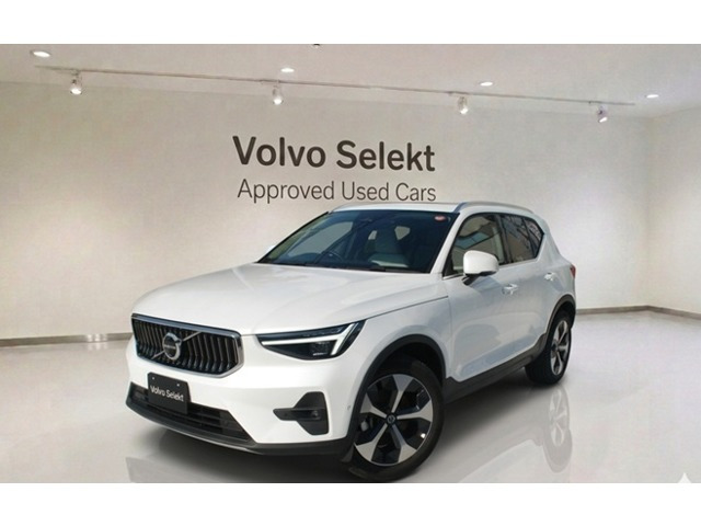 XC40ウルトラ B4 AWD 4WD