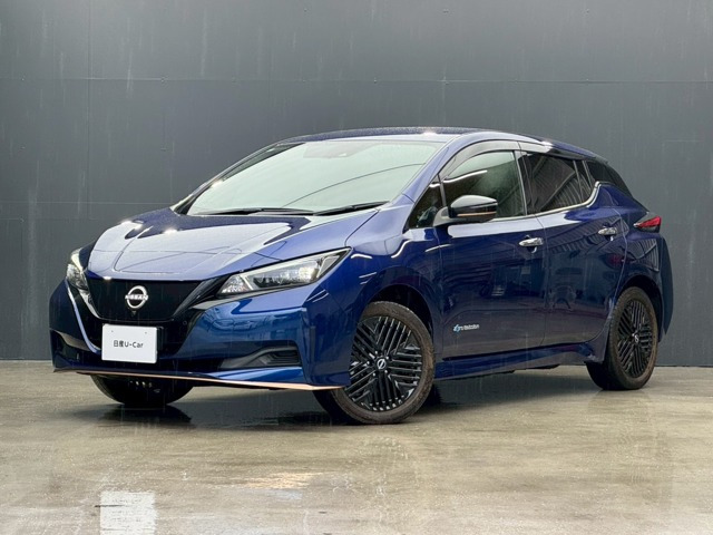 リーフe+ X 90周年記念車