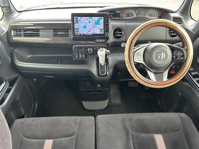 N-BOXカスタムG L ホンダセンシング 4WD