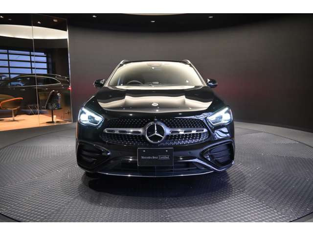 GLAクラスGLA200 d 4マチック アーバン スターズ 4WD
