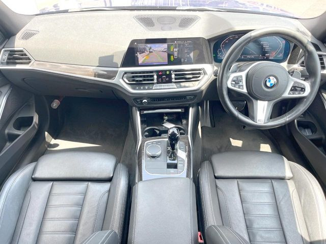 3シリーズセダン320i Mスポーツ