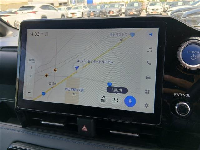 ヴォクシー1.8 ハイブリッド S-Z