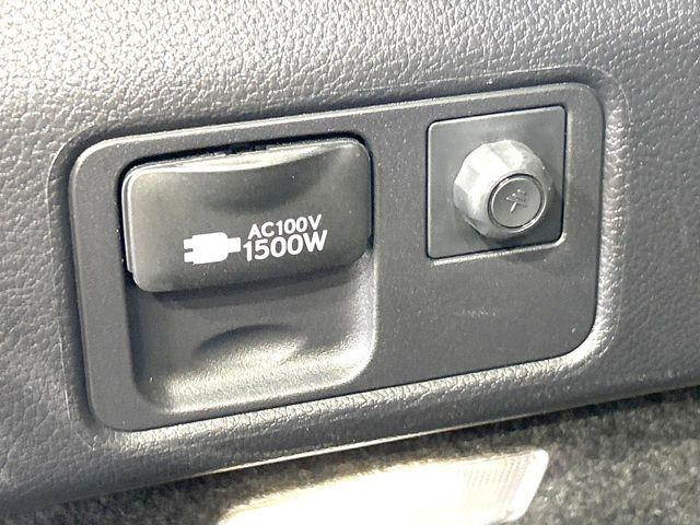 �y1500W�A�N�Z�T���[�R���Z���g�z����d��1500W�܂ł̉Ɠd���g���܂��B�L�����v��X�|�[�c�E�A�E�g�h�A�ł̃A�N�e�B�r�e�B�͂������A�ЊQ�E��d�̍ۂɑ劈���