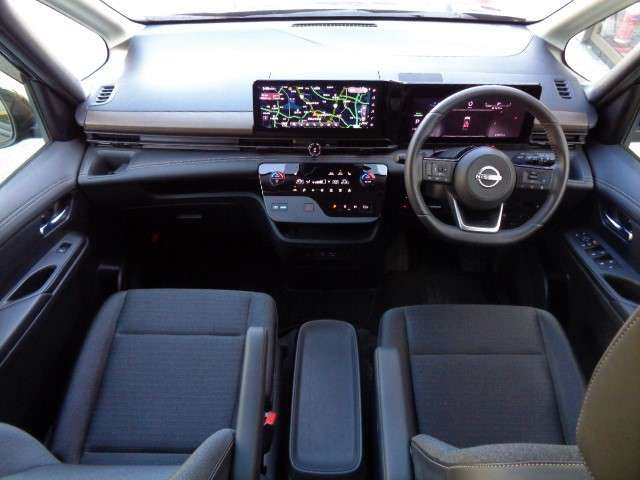セレナ1.4 e-POWER ハイウェイスターV