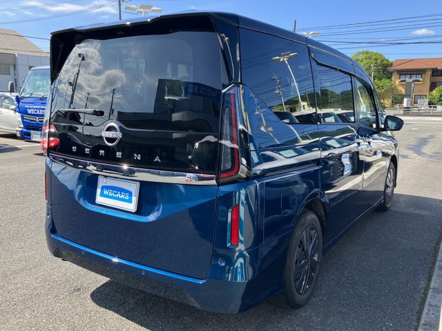 セレナ2.0 XV