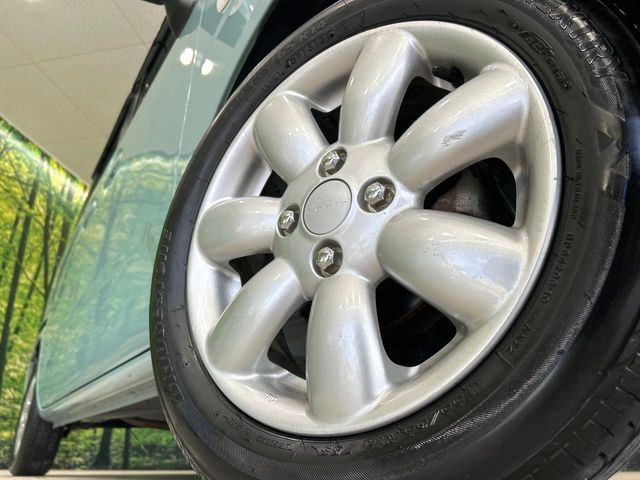 �y����14�C���`�A���~�z�C�[���z�O�ςɃ}�b�`���������A���~�z�C�[���𑕒����Ă���܂��B�e��ЊO�A���~�z�C�[����A�X�^�b�h���X�^�C�����戵�����Ă���܂��B���񂲑��k����������