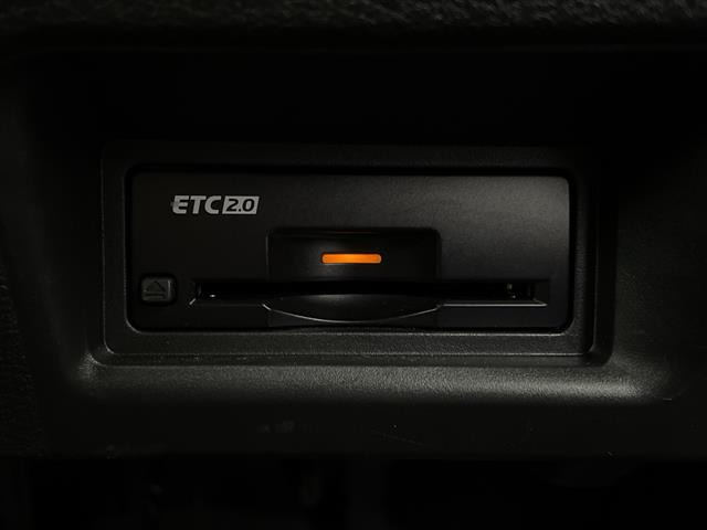 セレナ1.4 e-POWER ハイウェイスターV