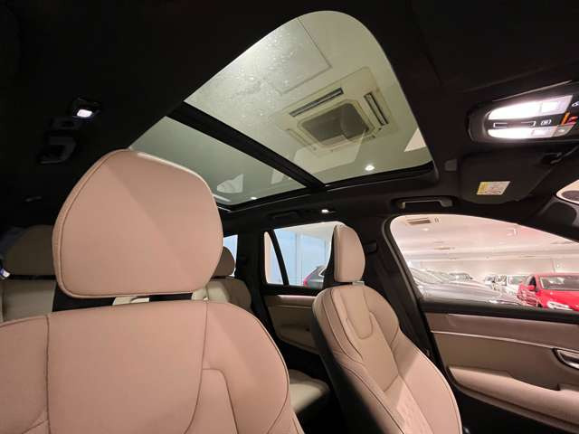 XC90プラス B5 AWD 4WD