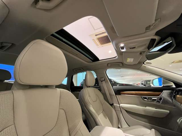 S90T6 AWD インスクリプション 4WD