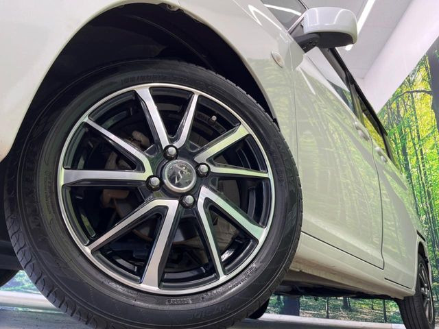 �y15�C���`�A���~�z�C�[���z�O�ςɃ}�b�`�����A���~�z�C�[���𑕒����Ă���܂��B�e��A���~�z�C�[����A�X�^�b�h���X�^�C�����戵�����Ă���܂��B���񂲑��k����������
