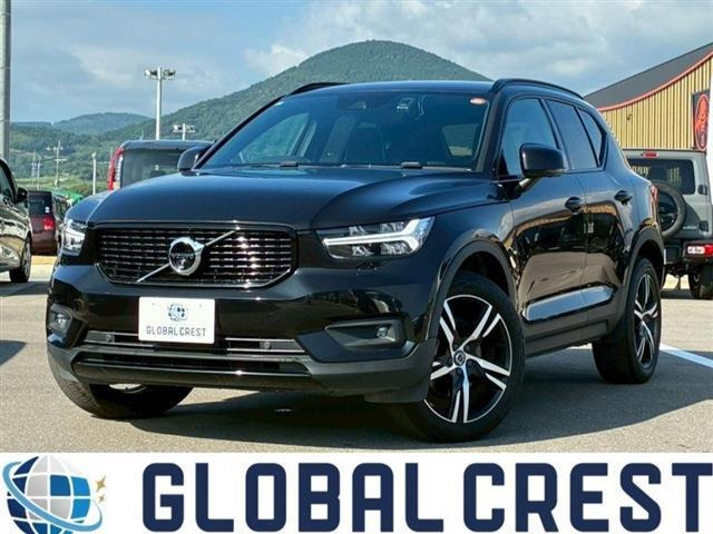 XC40B4 AWD Rデザイン 4WD