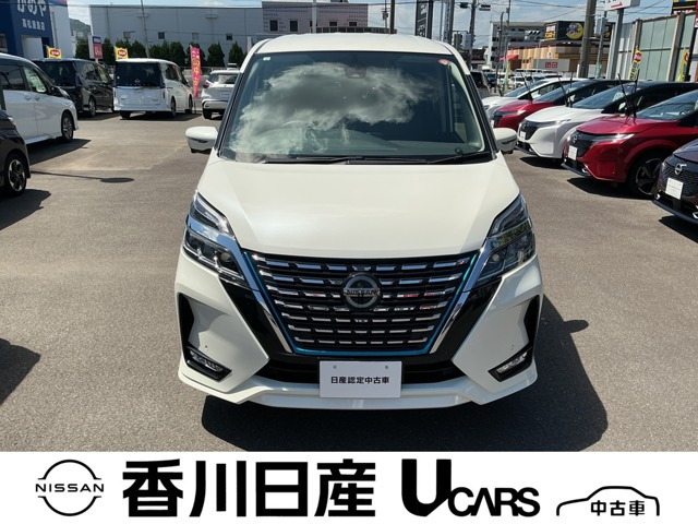 セレナ1.2 e-POWER ハイウェイスターV