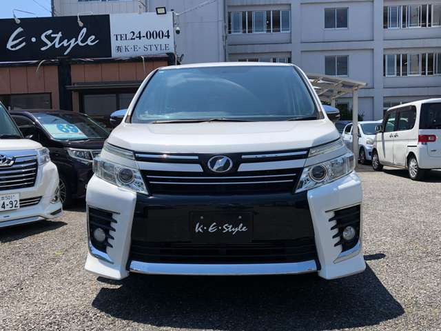 ヴォクシー2.0 ZS 煌