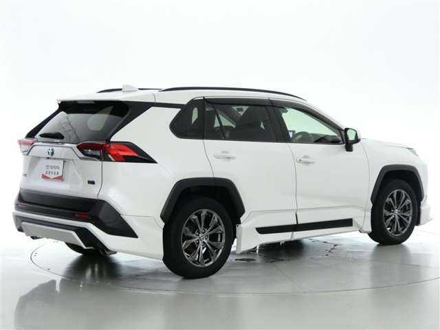 RAV42.5 ハイブリッド G E-Four 4WD