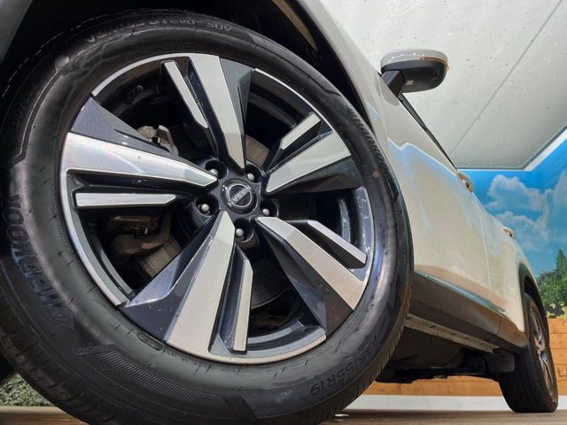 �y�����A���~�z�C�[���z�O�ςɃ}�b�`���������A���~�z�C�[���𑕒����Ă���܂��B�e��ЊO�A���~�z�C�[����A�X�^�b�h���X�^�C�����戵�����Ă���܂��B���񂲑��k����������