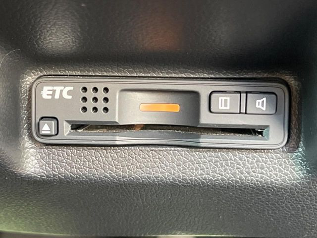 【ETC】高速道路の料金所をストレスなく通過!話題のスポットやサービスエリアに多い「スマートIC」利用時は必須のアイテムです。当店でセットアップを実施、ご納車当日からすぐにご利用いただけます!