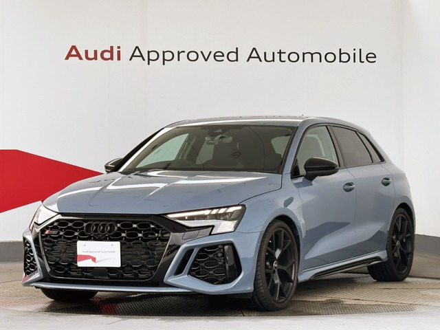 RS3スポーツバック2.5 4WD