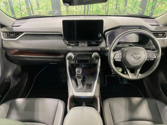 RAV42.0 G 4WD