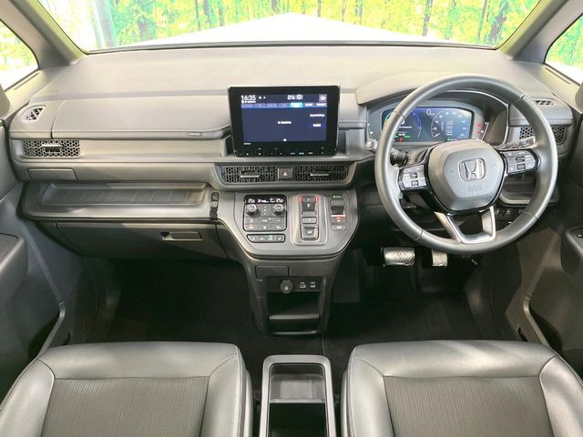 ステップワゴン2.0 e:HEV スパーダ