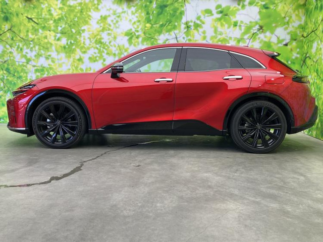 クラウンスポーツ2.5 Z E-Four 4WD