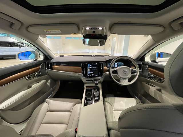 S90T6 AWD インスクリプション 4WD