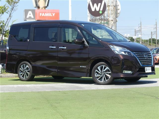 セレナ1.2 e-POWER ハイウェイスターV