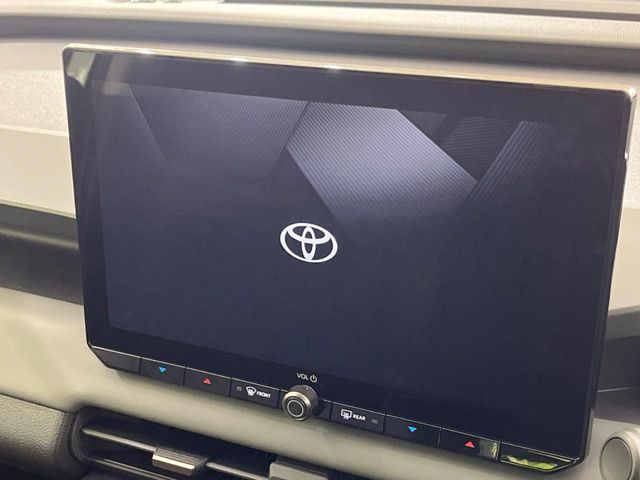 �y12.9�C���` �f�B�X�v���C�I�[�f�B�I�z���ʂ̃f�B�X�v���C��AppleCarPlay��AndroidAuto�����p�\�B�傫�ȉ�ʂŃX�}�z�i�r�A�v���������p���������܂���