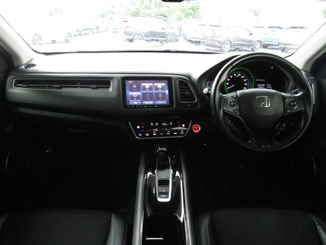 ヴェゼル1.5 ハイブリッド Z ホンダセンシング 4WD