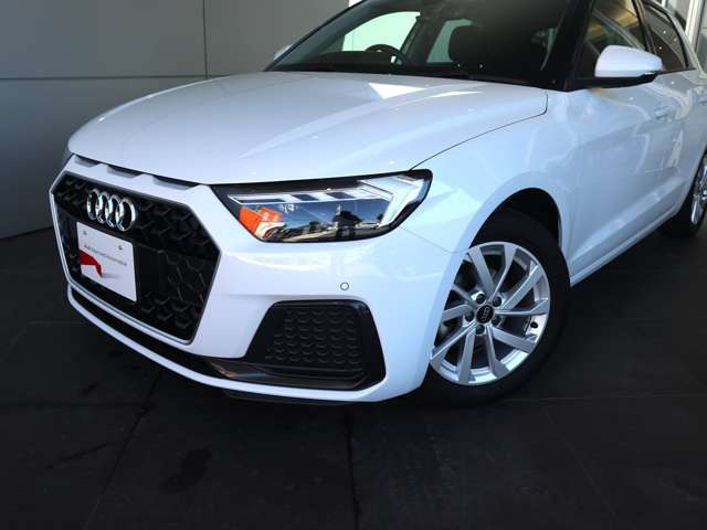 A1スポーツバック25 TFSI アドバンスド