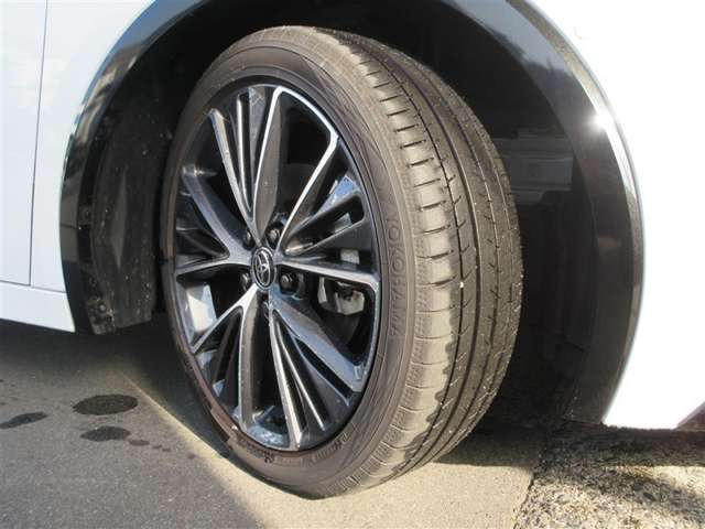 プリウス2.0 Z E-Four 4WD