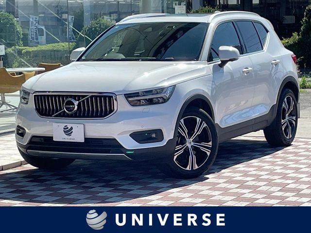 XC40B4 AWD インスクリプション 4WD