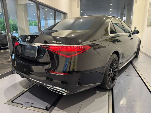 SクラスS400d ロング 4マチック AMGラインパッケージ 4WD