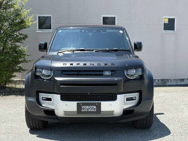 ディフェンダー110 イースナー ダーク エディション 4WD