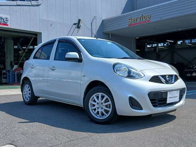 マーチ1.2 X FOUR Vセレクション 4WD
