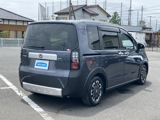 フリード1.5 クロスター