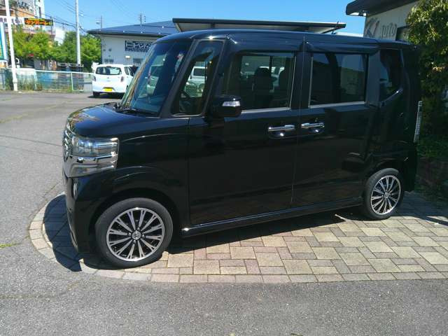 N-BOXカスタムG SSパッケージ 4WD