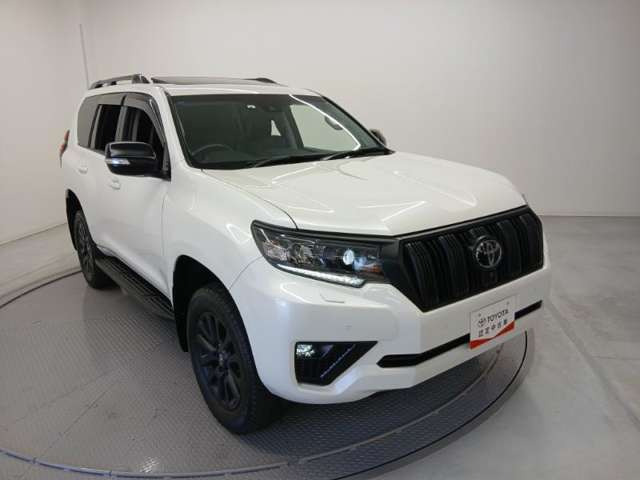 ランドクルーザープラド2.7 TX Lパッケージ マットブラック エディション 4WD